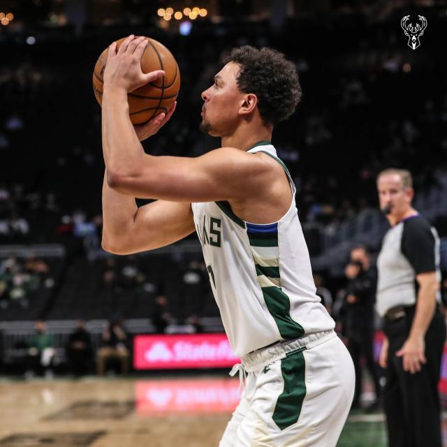 1620185176882012174.jpg E0ljQxgXoAIQEi2.jpg